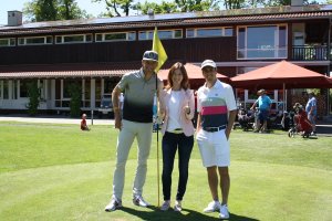 Klicken Sie hier, um das große Bild anzusehen: Golfclub Hohenpähl Thomas Müller Philipp Lahm; Bildquelle: Golfclub Hohenpähl