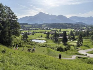 Klicken Sie hier, um das große Bild anzusehen: Austrian Alpine Open 2026 Kitzbühel Schwarzsee; Bildquelle: www.golf-treff.at