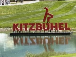 Klicken Sie hier, um das große Bild anzusehen: Austrian Alpine Open 2026 Kitzbühel Schwarzsee; Bildquelle: www.golf-treff.at