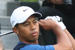 Klicken Sie hier, um das große Bild anzusehen: Tiger Woods bei der American Express Championship 2006; Bildquelle: golf-treff.at