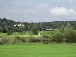 Klicken Sie hier, um das große Bild anzusehen: Golfclub Klagenfurt Seltenheim; Bildquelle: www.golf-treff.at