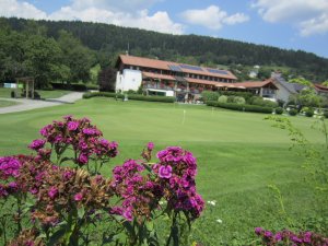 Klicken Sie hier, um das große Bild anzusehen: Golfclub Velden Köstenberg; Bildquelle: www.golf-treff.at