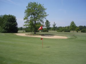 Klicken Sie hier, um das große Bild anzusehen: Golfclub Frühling; Bildquelle: www.golf-treff.at