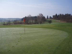 Klicken Sie hier, um das große Bild anzusehen: Golfresort Haugschlag; Bildquelle: golf-treff.at