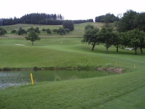 Klicken Sie hier, um das große Bild anzusehen: Attersee Golfclub Weyregg; Bildquelle: www.golf-treff.at