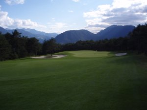 Klicken Sie hier, um das große Bild anzusehen: Golfpark Mieming; Bildquelle: www.golf-treff.at