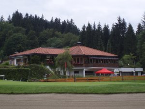 Klicken Sie hier, um das große Bild anzusehen: Kaiserwinkl Golf Kössen; Bildquelle: www.golf-treff.at