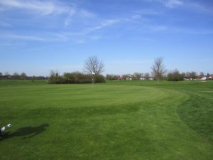 Klicken Sie hier, um das große Bild anzusehen: Golfanlage Harthausen; Bildquelle: www.golf-treff.at