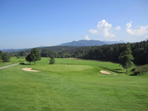 Klicken Sie hier, um das große Bild anzusehen: Golf Margarethenhof am Tegernsee; Bildquelle: www.golf-treff.at