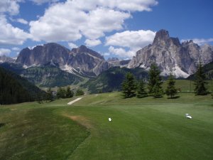 Klicken Sie hier, um das große Bild anzusehen: Golfclub Alta Badia; Bildquelle: www.golf-treff.at