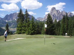 Klicken Sie hier, um das große Bild anzusehen: Golfclub Alta Badia; Bildquelle: www.golf-treff.at