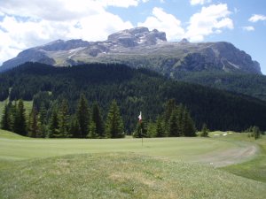 Klicken Sie hier, um das große Bild anzusehen: Golfclub Alta Badia; Bildquelle: www.golf-treff.at