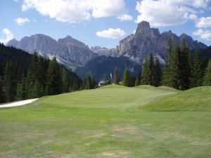 Klicken Sie hier, um das große Bild anzusehen: Golfclub Alta Badia; Bildquelle: www.golf-treff.at