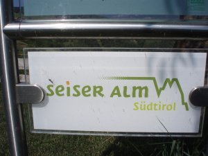 Klicken Sie hier, um das große Bild anzusehen: Golfclub Kastelruth Seiseralm; Bildquelle: www.golf-treff.at
