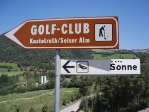 Klicken Sie hier, um das große Bild anzusehen: Golfclub Kastelruth Seiseralm; Bildquelle: www.golf-treff.at