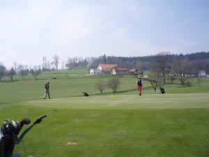 Klicken Sie hier, um das große Bild anzusehen: Golfclub Thalersee Graz; Bildquelle: golf-treff.at