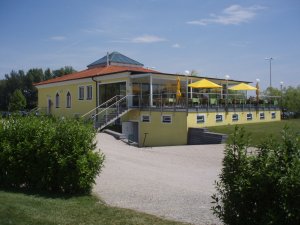 Klicken Sie hier, um das große Bild anzusehen: Golfclub Frühling; Bildquelle: www.golf-treff.at