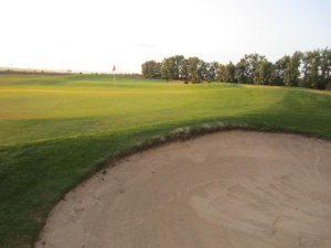 Klicken Sie hier, um das große Bild anzusehen: Golfrange Schwechat; Bildquelle: www.golf-treff.at