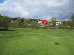 Klicken Sie hier, um das große Bild anzusehen: Robinson Golfclub Ampflwang; Bildquelle: www.golf-treff.at