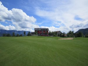 Klicken Sie hier, um das große Bild anzusehen: Golfclub Attersee; Bildquelle: www.golf-treff.at