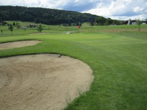 Klicken Sie hier, um das große Bild anzusehen: Golfclub Attersee; Bildquelle: www.golf-treff.at