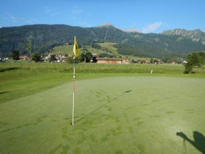 Klicken Sie hier, um das große Bild anzusehen: Golfclub Tiroler Zugspitze Ehrwald; Bildquelle: www.golf-treff.at