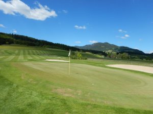 Klicken Sie hier, um das große Bild anzusehen: Styrian Mountain Golf Mariahof; Bildquelle: www.golf-treff.at