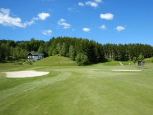 Klicken Sie hier, um das große Bild anzusehen: Styrian Mountain Golf Mariahof; Bildquelle: www.golf-treff.at