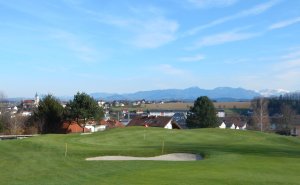 Klicken Sie hier, um das große Bild anzusehen: Golfclub Herzog Tassilo Bad Hall; Bildquelle: www.golf-treff.at