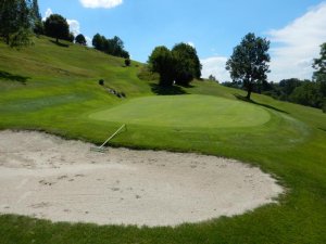 Klicken Sie hier, um das große Bild anzusehen: Golfclub Traunsee Kirchham; Bildquelle: www.golf-treff.at