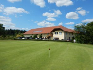 Klicken Sie hier, um das große Bild anzusehen: Golfclub Salzburg Gut Kaltenhausen; Bildquelle: www.golf-treff.at