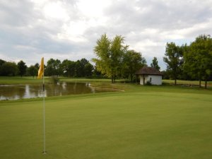 Klicken Sie hier, um das große Bild anzusehen: Golfclub Schloss Schönborn; Bildquelle: www.golf-treff.at