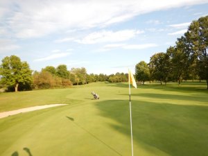 Klicken Sie hier, um das große Bild anzusehen: Golfclub Schloss Schönborn; Bildquelle: www.golf-treff.at
