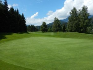 Klicken Sie hier, um das große Bild anzusehen: Golfclub & Country Club Dachstein-Tauern Schladming; Bildquelle: www.golf-treff.at