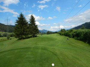 Klicken Sie hier, um das große Bild anzusehen: Golfclub & Country Club Dachstein-Tauern Schladming; Bildquelle: www.golf-treff.at