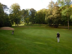 Klicken Sie hier, um das große Bild anzusehen: Golfclub Enzesfeld; Bildquelle: www.golf-treff.at