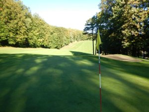 Klicken Sie hier, um das große Bild anzusehen: Golfclub Enzesfeld; Bildquelle: www.golf-treff.at
