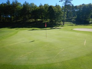 Klicken Sie hier, um das große Bild anzusehen: Golfclub Enzesfeld; Bildquelle: www.golf-treff.at