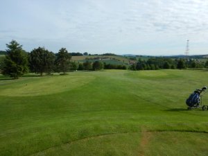 Klicken Sie hier, um das große Bild anzusehen: Golfclub Stärk Linz Ansfelden; Bildquelle: www.golf-treff.at
