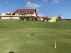 Klicken Sie hier, um das große Bild anzusehen: Traminer Golf Klöch; Bildquelle: www.golf-treff.at