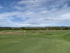 Klicken Sie hier, um das große Bild anzusehen: GC Neusiedlersee-Donnerskirchen; Bildquelle: www.golf-treff.at