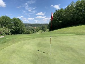 Klicken Sie hier, um das große Bild anzusehen: Golfschaukel Stegersbach; Bildquelle: www.golf-treff.at