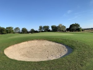 Klicken Sie hier, um das große Bild anzusehen: Golfclub Schwechat; Bildquelle: www.golf-treff.at