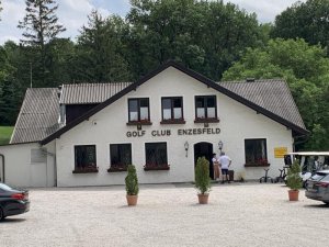 Klicken Sie hier, um das große Bild anzusehen: Golfclub Enzesfeld; Bildquelle: www.golf-treff.at