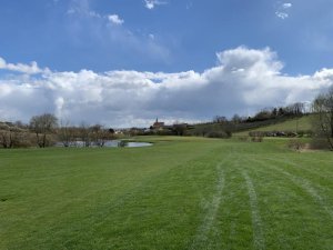 Klicken Sie hier, um das große Bild anzusehen: Golf Poysdorf; Bildquelle: www.golf-treff.at