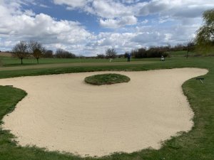 Klicken Sie hier, um das große Bild anzusehen: Golf Poysdorf; Bildquelle: www.golf-treff.at