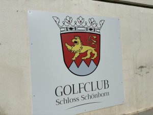 Klicken Sie hier, um das große Bild anzusehen: Golfclub Schloss Schönborn; Bildquelle: www.golf-treff.at