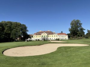 Klicken Sie hier, um das große Bild anzusehen: Golfclub Schloss Schönborn; Bildquelle: www.golf-treff.at
