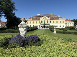 Klicken Sie hier, um das große Bild anzusehen: Golfclub Schloss Schönborn; Bildquelle: www.golf-treff.at