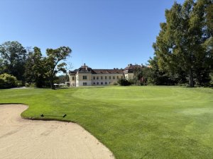 Klicken Sie hier, um das große Bild anzusehen: Golfclub Schloss Schönborn; Bildquelle: www.golf-treff.at